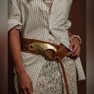 NWOT Mojave Suede Waist Belt